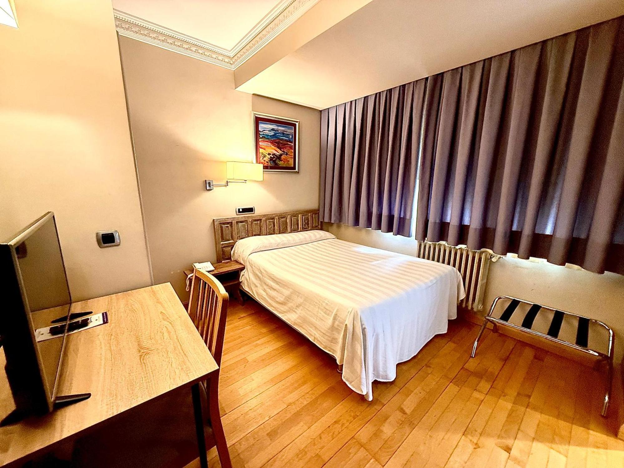 Hotel Virrey Arnedo Eksteriør billede